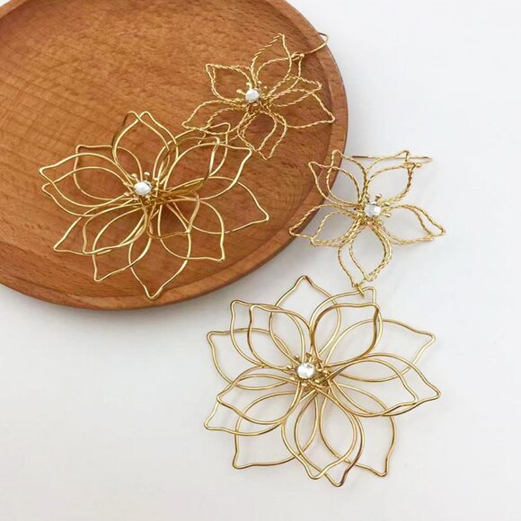 ZARA NEW Double Flower Gold Dipped Rhinestone Accent Wired Dangle Earrings - Picture 7 of 7